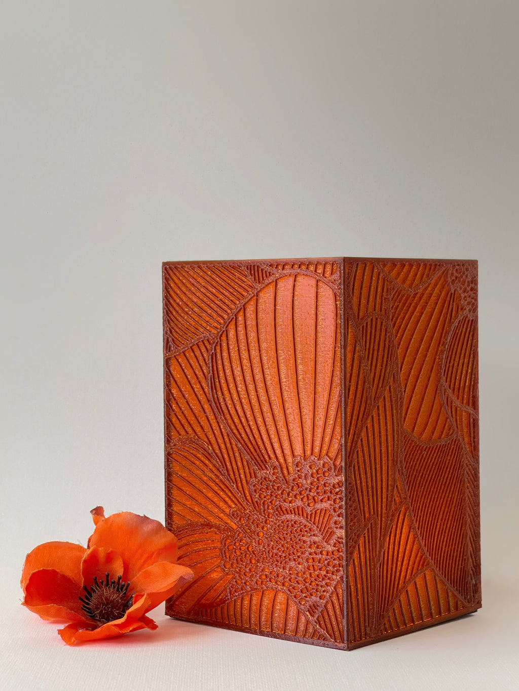 THE AMBER ANEMONE [limited ed.]