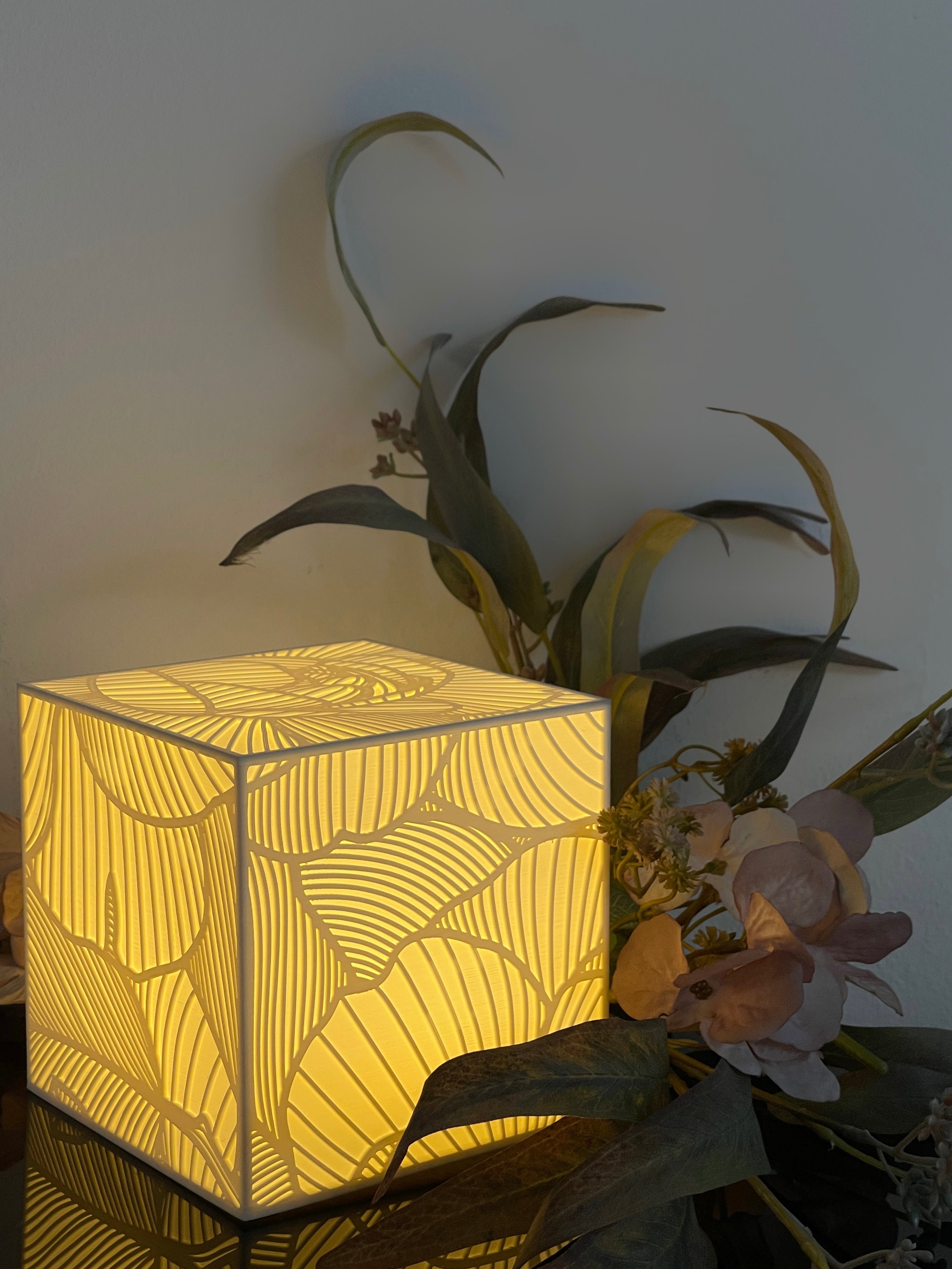 PAEONIA LACTIFLORA - 12x12x12cm led light lamp - 10pcs limited