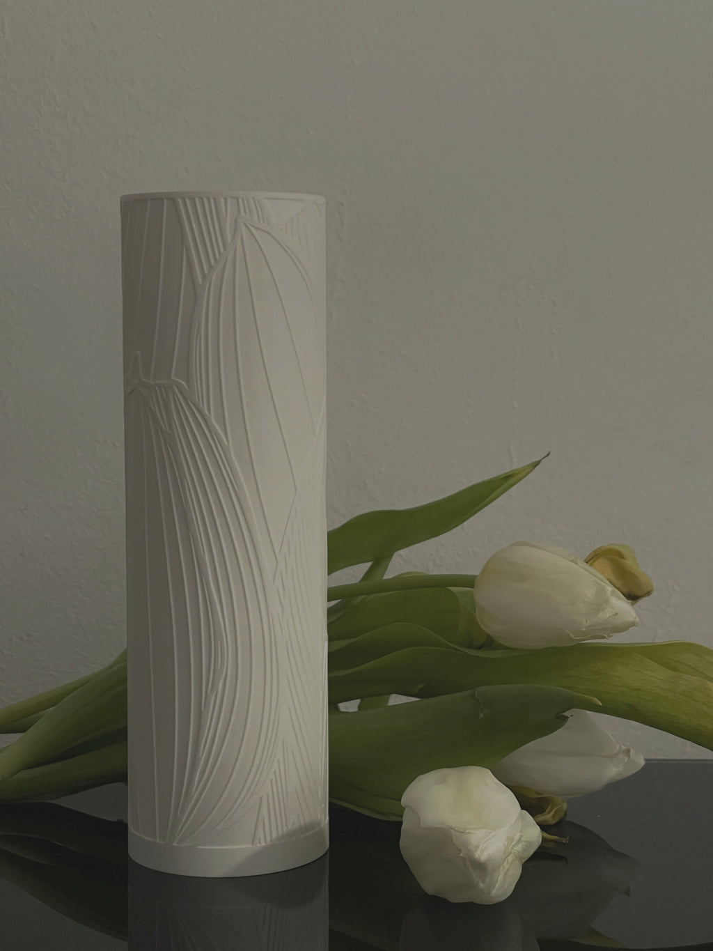 [sold out] TULIPA LED LAMP